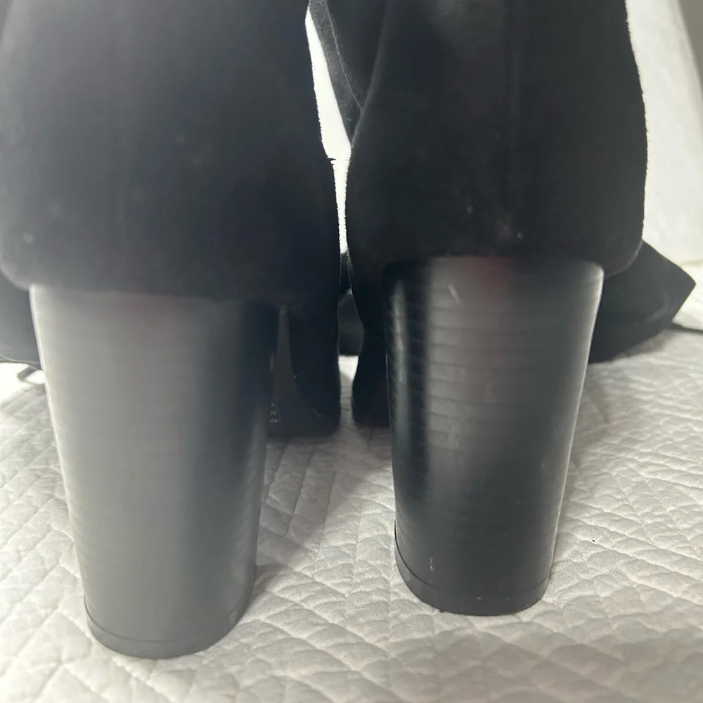 Cupid women’s size 8.5 poll on stretchy over the knee‎ block, heel boot.